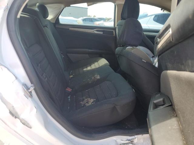 3FA6P0HD9LR160143 - 2020 FORD FUSION SE WHITE photo 10