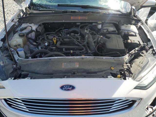 3FA6P0HD9LR160143 - 2020 FORD FUSION SE WHITE photo 11