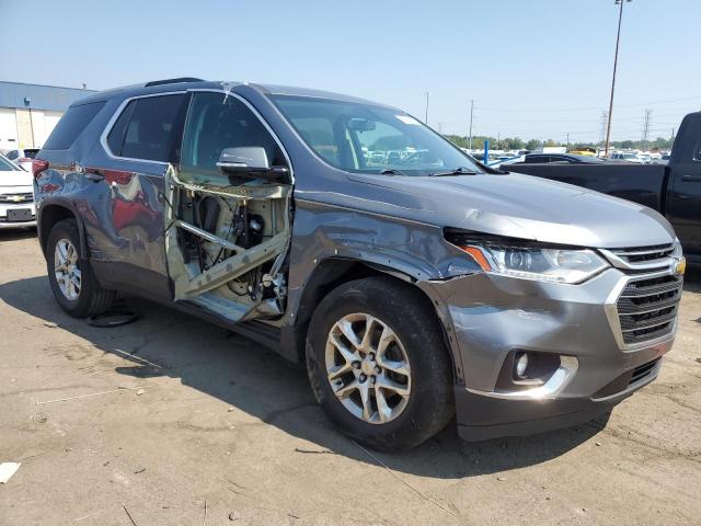 1GNERGKW7JJ258492 - 2018 CHEVROLET TRAVERSE LT 灰色 照片 4