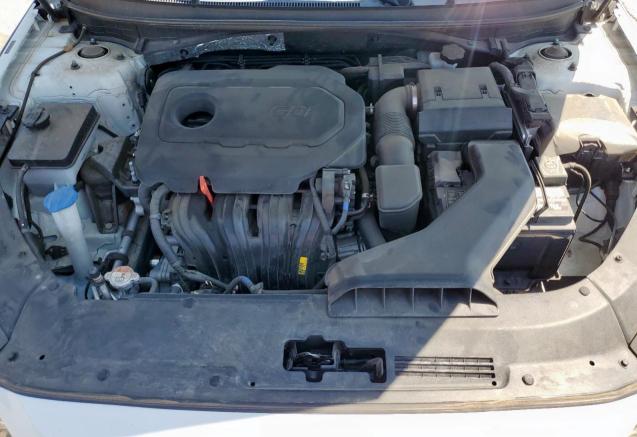 5NPE24AF5JH719498 - 2018 HYUNDAI SONATA SE 白色 照片 11