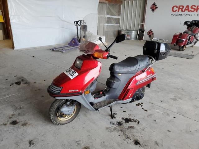 JH2MF0104HK200756 - 1987 HONDA CH250 RED photo 2