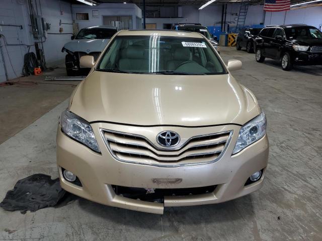 4T4BF3EK0AR081872 - 2010 TOYOTA CAMRY BASE GOLD photo 5