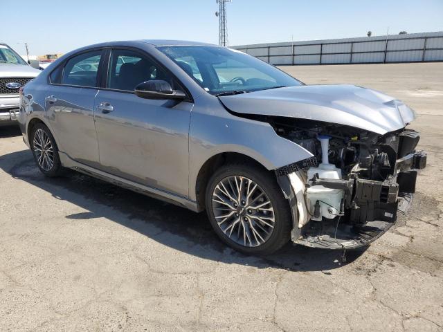 3KPF54AD8PE522851 - 2023 KIA FORTE GT LINE GRAY photo 4