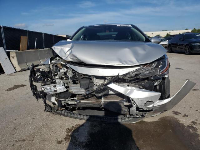 JTDEPRAE8LJ113080 - 2020 TOYOTA COROLLA LE SILVER photo 5