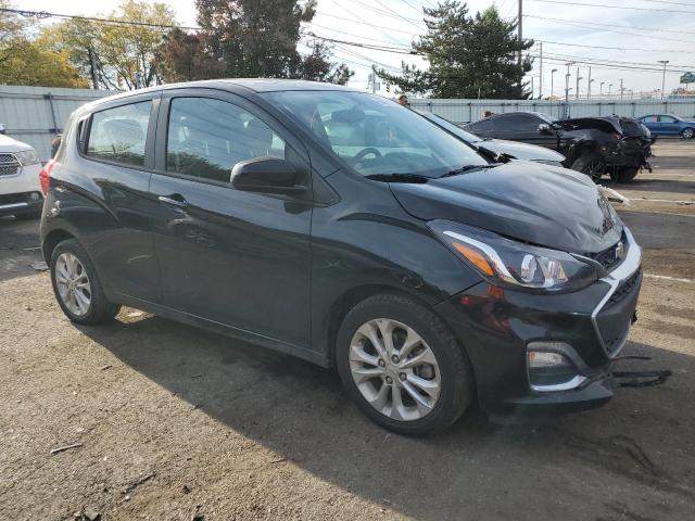 KL8CD6SA6MC713038 - 2021 CHEVROLET SPARK 1LT BLACK photo 4