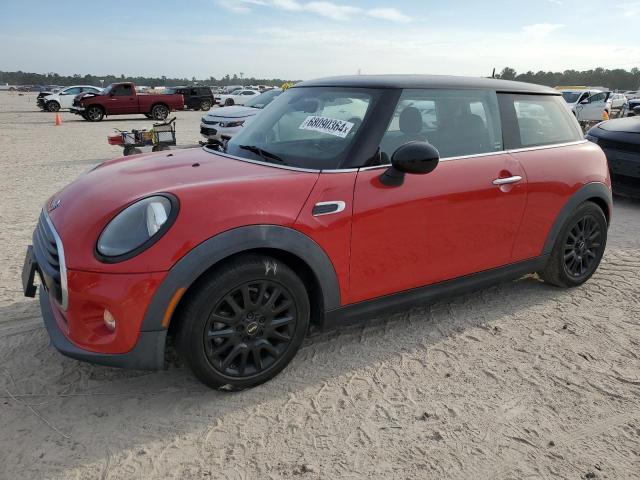 WMWXP5C53K2H32077 - 2019 MINI COOPER RED photo 1