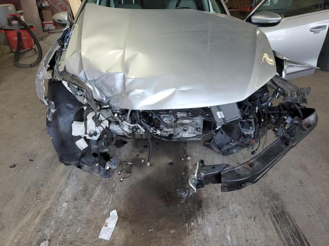 1VWBT7A36HC014901 - 2017 VOLKSWAGEN PASSAT SE 银色 照片 11