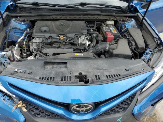 4T1B11HK5JU131268 - 2018 TOYOTA CAMRY L 蓝色 照片 11