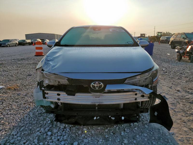 JTDEPRAE2LJ041597 - 2020 TOYOTA COROLLA LE SILVER photo 5