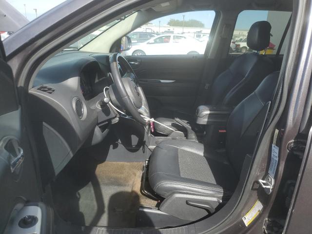 1C4NJDEB7GD637930 - 2016 JEEP COMPASS LATITUDE GRAY photo 7