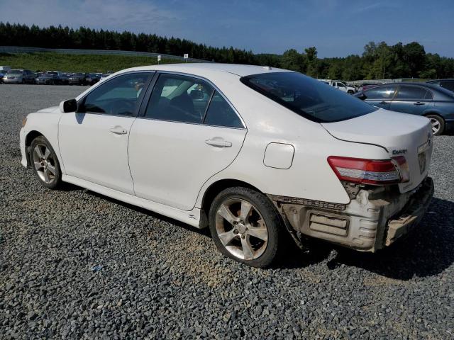 4T1BF3EK8BU770425 - 2011 TOYOTA CAMRY BASE WHITE photo 2