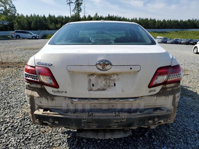 4T1BF3EK8BU770425 - 2011 TOYOTA CAMRY BASE WHITE photo 6