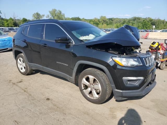 3C4NJDBB0KT661252 - 2019 JEEP COMPASS LATITUDE أسود صورة 4
