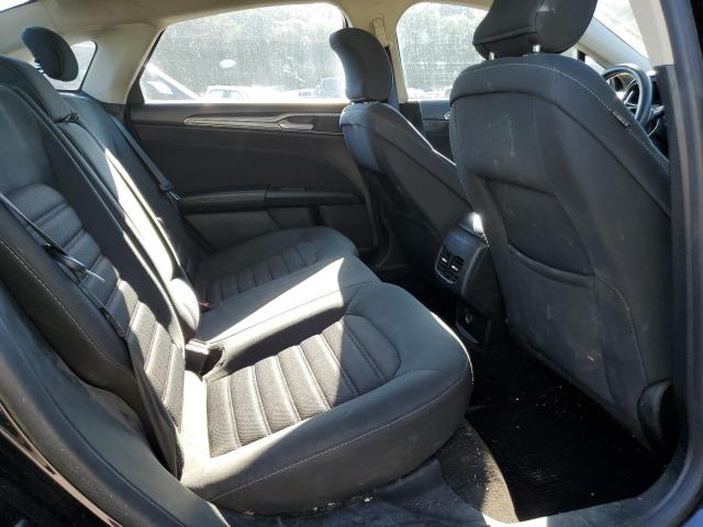 3FA6P0H77JR284418 - 2018 FORD FUSION SE BLACK photo 10