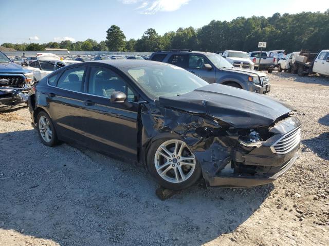 3FA6P0H77JR284418 - 2018 FORD FUSION SE BLACK photo 4