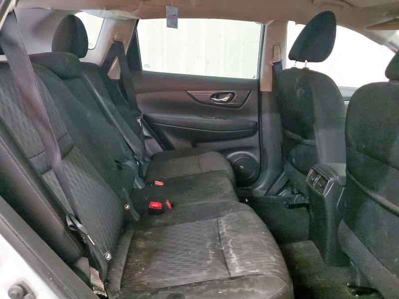 KNMAT2MT6KP513663 - 2019 NISSAN ROGUE S SILVER photo 11