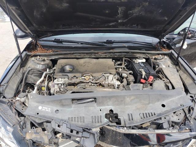 4T1B11HK6JU674743 - 2018 TOYOTA CAMRY L BLACK photo 11