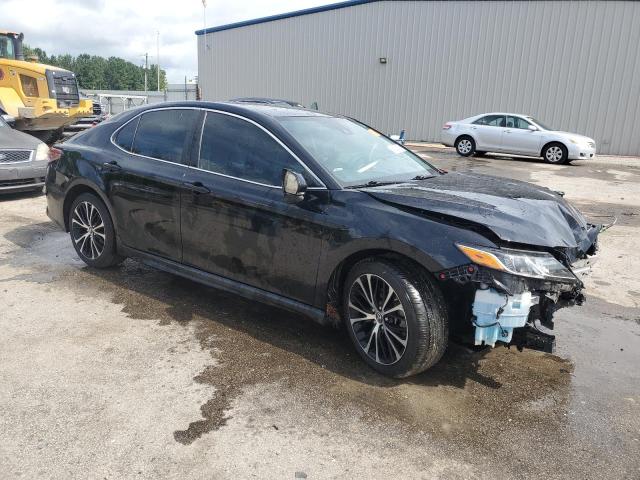 4T1B11HK6JU674743 - 2018 TOYOTA CAMRY L BLACK photo 4