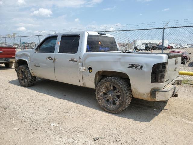 3GCRKSE35AG172666 - 2010 CHEVROLET SILVERADO K1500 LT SILVER photo 2