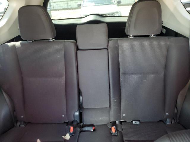 JTMBFREVXJJ212108 - 2018 TOYOTA RAV4 LE WHITE photo 10