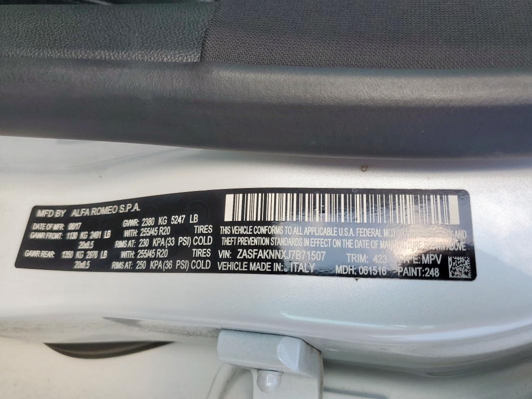 ZASFAKNNXJ7B71507 - 2018 ALFA ROMEO STELVIO TI SPORT WHITE photo 14