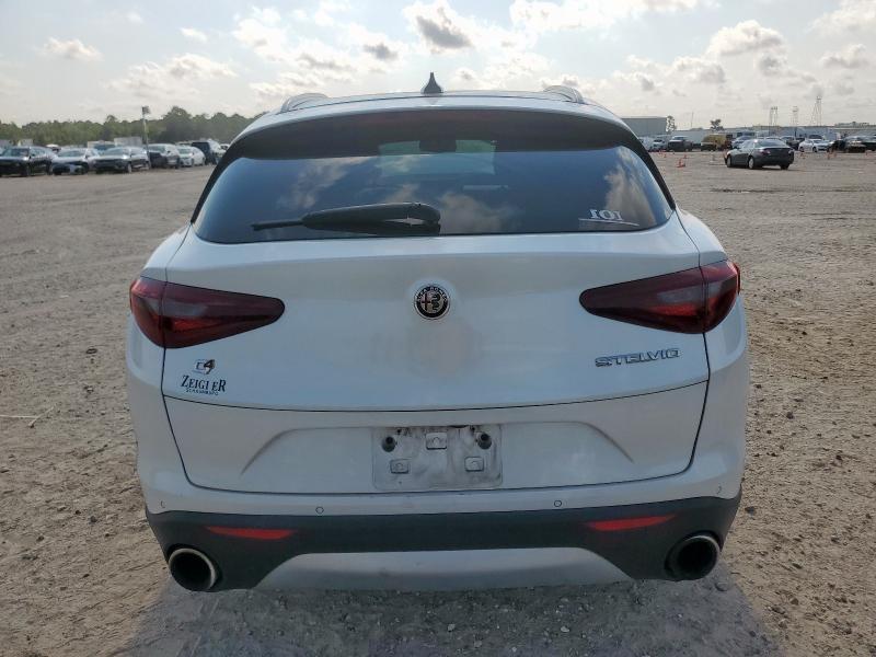 ZASFAKNNXJ7B71507 - 2018 ALFA ROMEO STELVIO TI SPORT WHITE photo 6