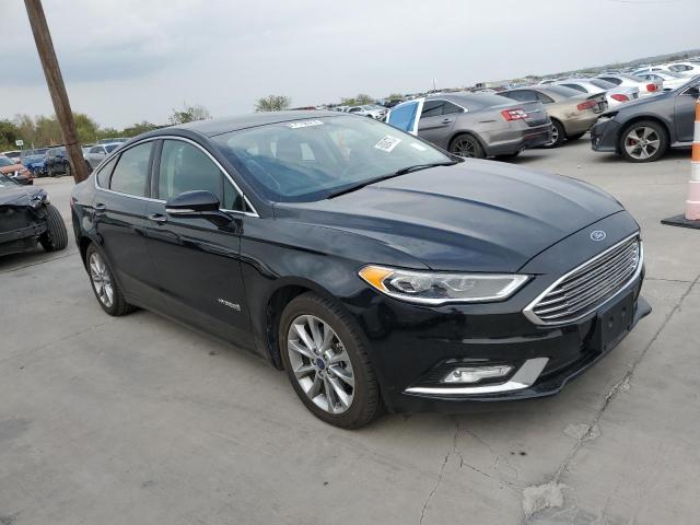 3FA6P0LU7HR344978 - 2017 FORD FUSION SE HYBRID BLACK photo 4