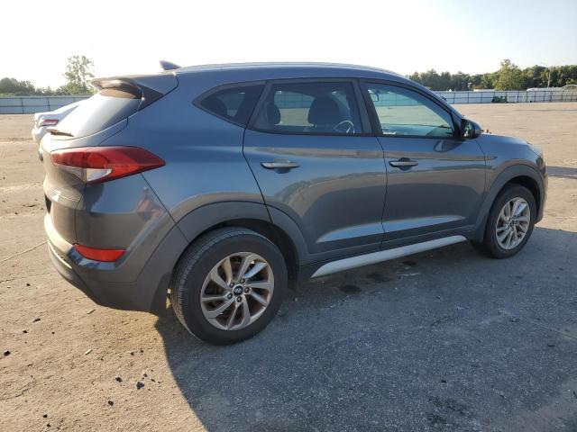 KM8J33A49JU644942 - 2018 HYUNDAI TUCSON SEL BLUE photo 3