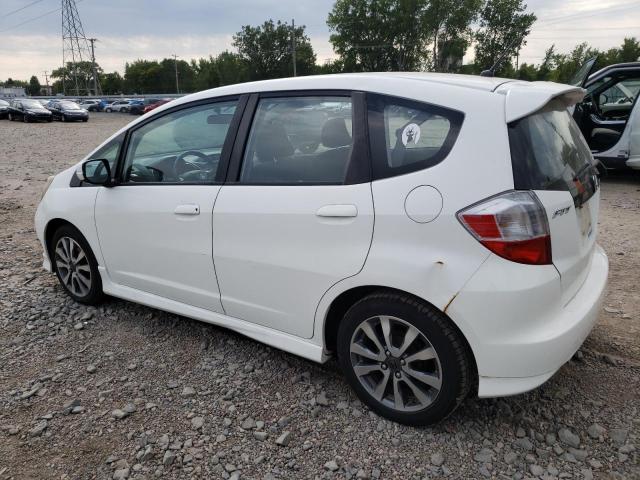 JHMGE8H59DC012679 - 2013 HONDA FIT SPORT WHITE photo 2