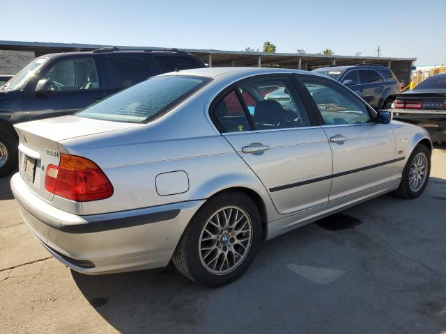 WBAAM5336XFR07352 - 1999 BMW 328 I AUTOMATIC SILVER photo 3