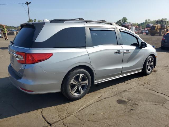 5FNRL6H85KB077074 - 2019 HONDA ODYSSEY TOURING Gümüş foto 3