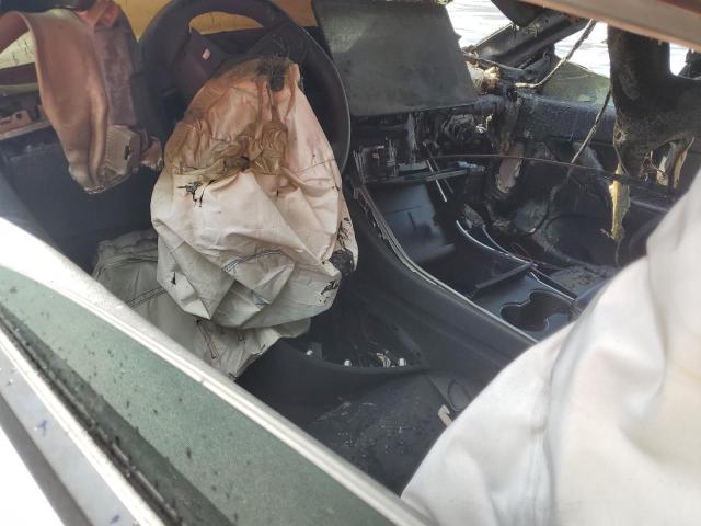 5YJYGDEE6MF086996 - 2021 TESLA MODEL Y 白色 照片 8