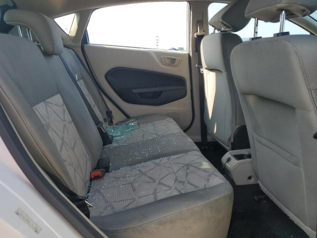 3FADP4EJ4DM161580 - 2013 FORD FIESTA SE WHITE photo 10