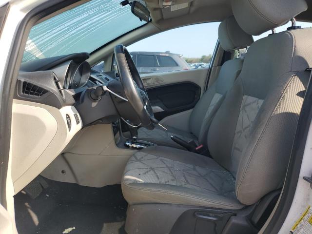 3FADP4EJ4DM161580 - 2013 FORD FIESTA SE WHITE photo 7