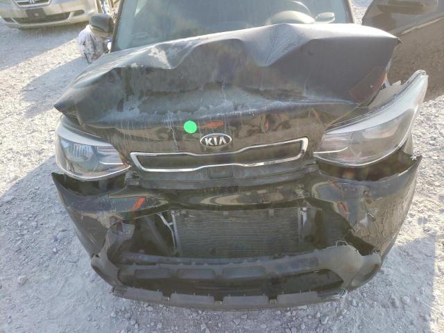 KNDJN2A27F7139446 - 2015 KIA SOUL BLACK photo 11