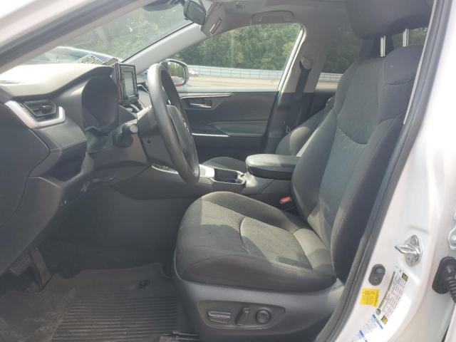 4T3RWRFV3MU038868 - 2021 TOYOTA RAV4 XLE WHITE photo 7