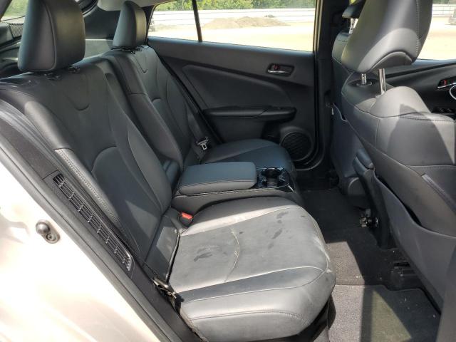 JTDKARFP0H3004140 - 2017 TOYOTA PRIUS PRIM 银色 照片 10