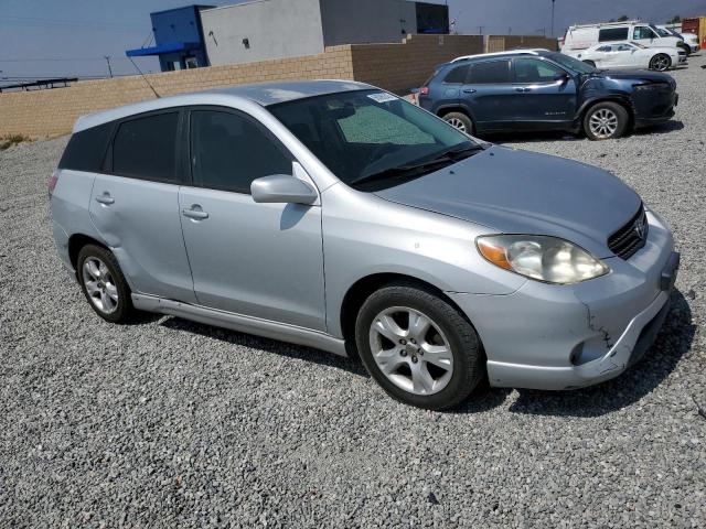 2T1KR32E88C709138 - 2008 TOYOTA COROLLA MA XR SILVER photo 4