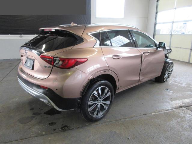 SJKCH5CR6HA023217 - 2017 INFINITI QX30 BASE PINK photo 3
