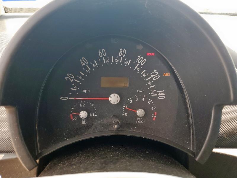 3VWCC21C2YM402682 - 2000 VOLKSWAGEN NEW BEETLE GLS ლურჯი ფოტო 9