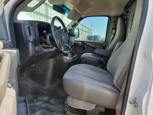 1GCWGBFG2K1356825 - 2019 CHEVROLET EXPRESS G2 WHITE photo 7