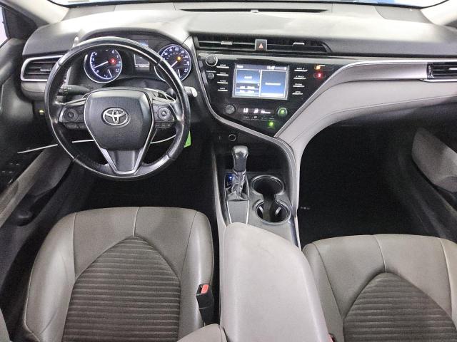 4T1B11HK2JU094955 - 2018 TOYOTA CAMRY L BLUE photo 8