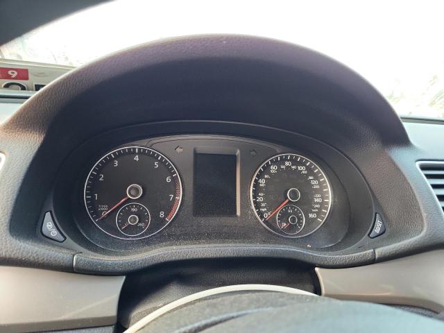 1VWAP7A35DC064828 - 2013 VOLKSWAGEN PASSAT S Srebrny zdjęcie 9