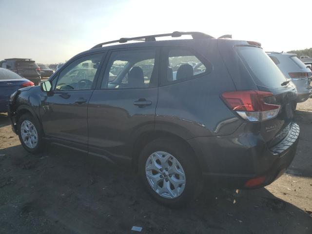 JF2SKADC7LH463435 - 2020 SUBARU FORESTER GRAY photo 2