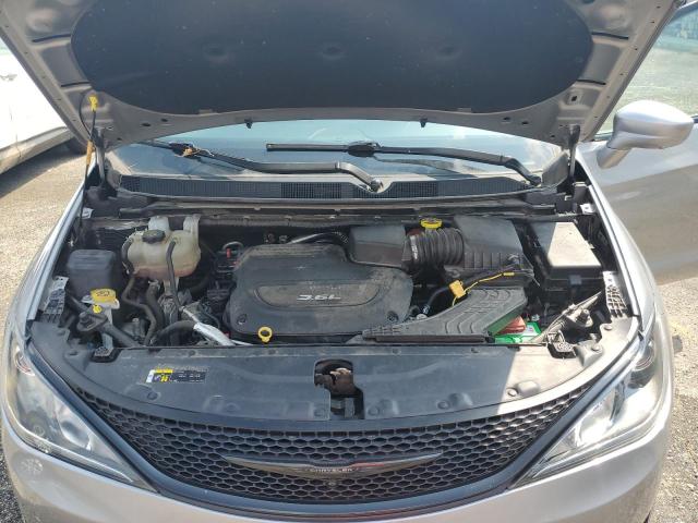 2C4RC1BG8JR252424 - 2018 CHRYSLER PACIFICA TOURING L SILVER photo 12