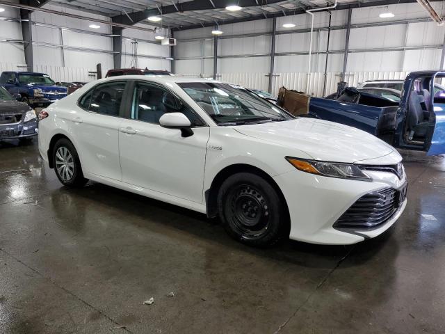 4T1C31AK0LU541388 - 2020 TOYOTA CAMRY LE WHITE photo 4