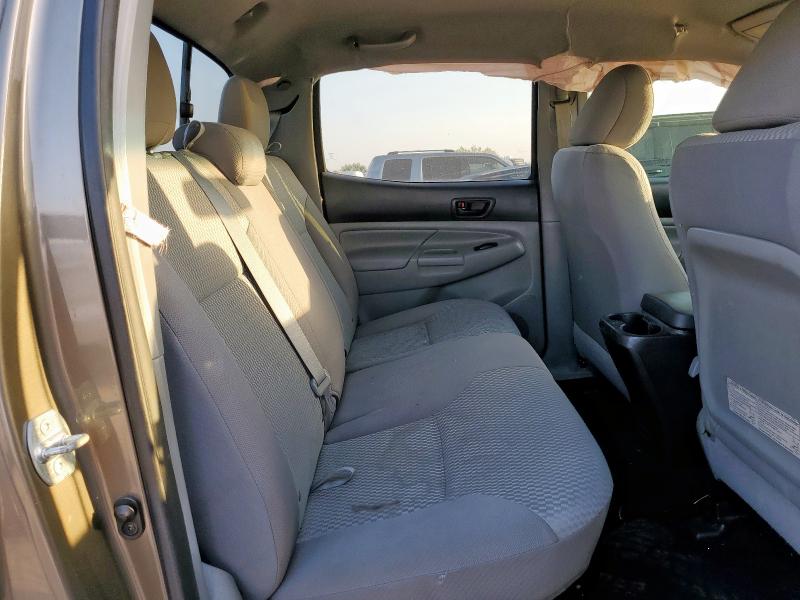 5TFJU4GN3DX045643 - 2013 TOYOTA TACOMA DOUBLE CAB PRERUNNER TAN photo 10