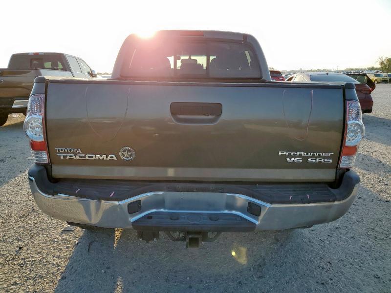 5TFJU4GN3DX045643 - 2013 TOYOTA TACOMA DOUBLE CAB PRERUNNER TAN photo 6