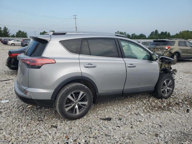 2T3RFREV7HW551015 - 2017 TOYOTA RAV4 XLE Plata foto 3