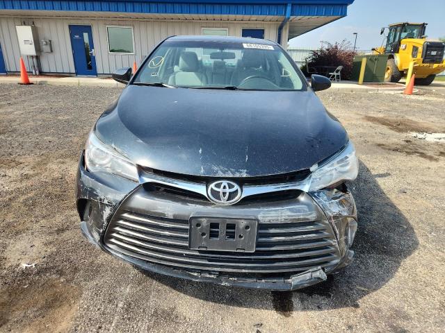 4T4BF1FK1GR529578 - 2016 TOYOTA CAMRY LE BLUE photo 5